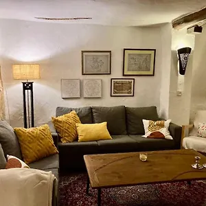 Casita Del Peral Сasa de vacaciones
